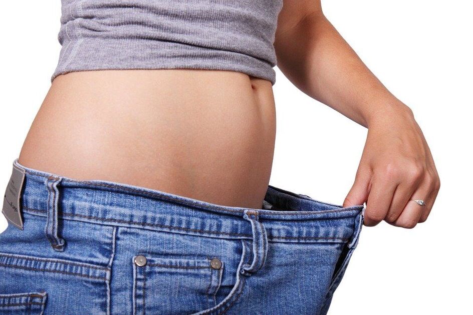 mulheres perdendo peso em casa