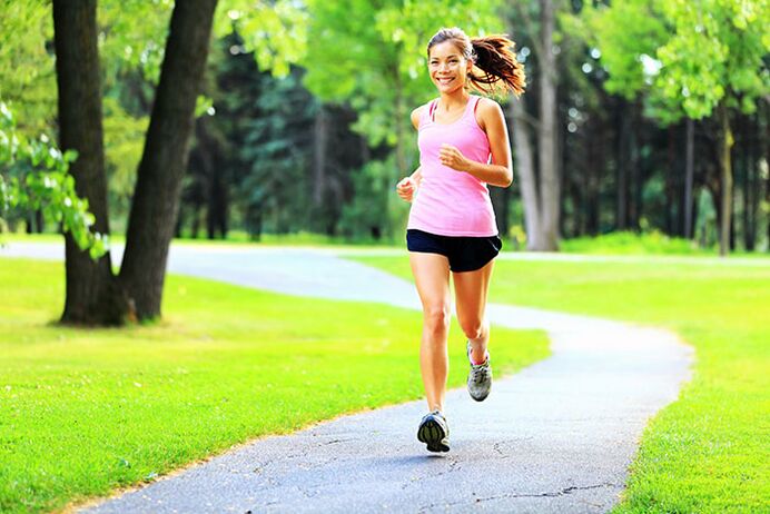Correr de manhã por uma hora ajudará você a perder peso em uma semana
